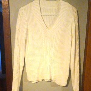 Elegant White V-Neck Women's Sweater